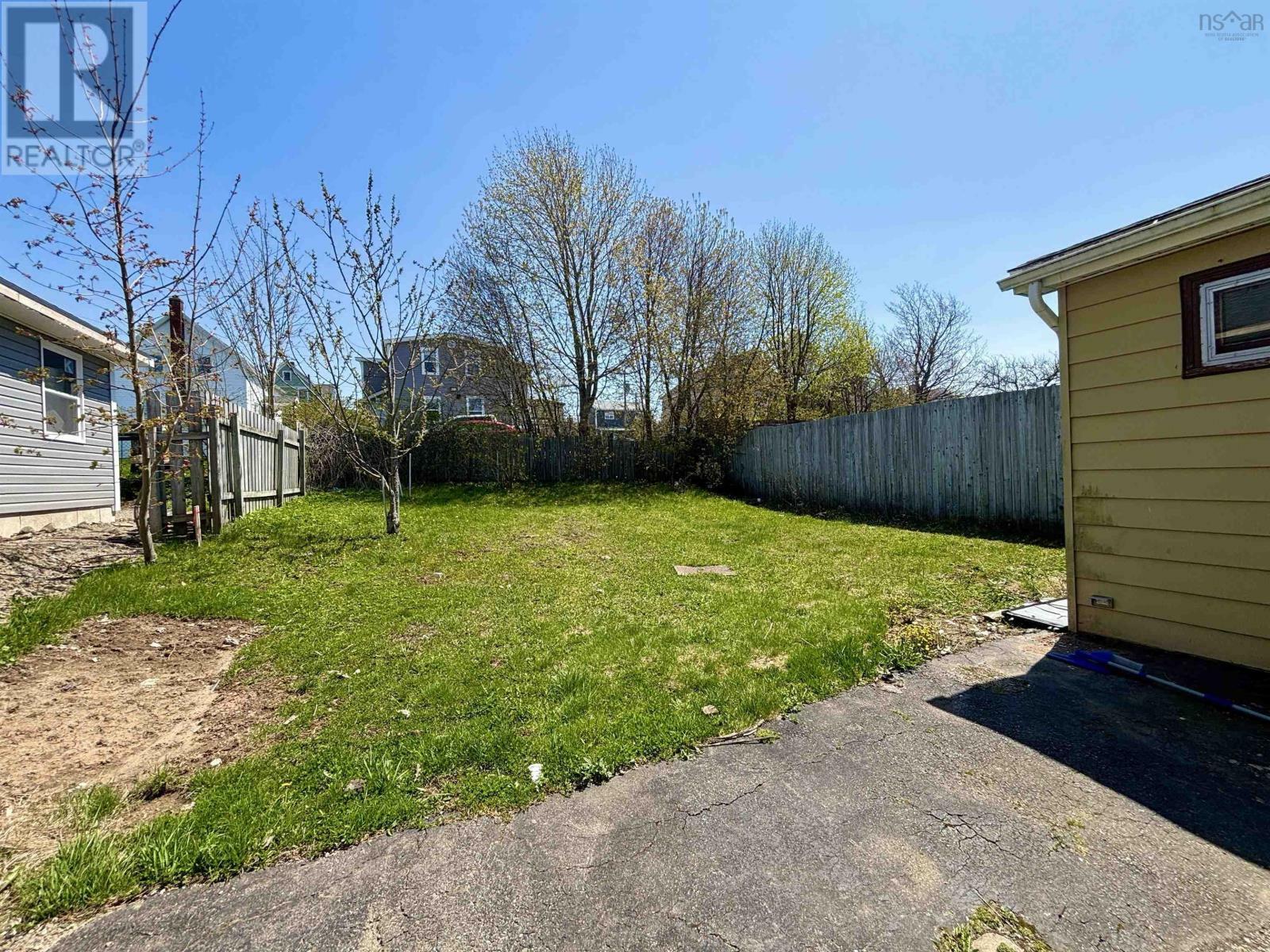 Property Photo:  46 West Street  NS B1N 1R7 