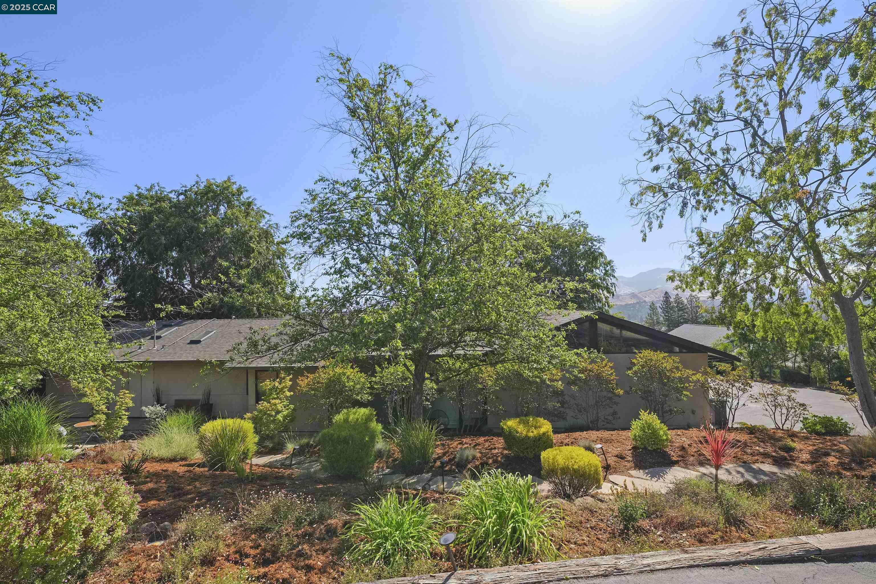 Property Photo:  68 Terrace Rd  CA 94597 