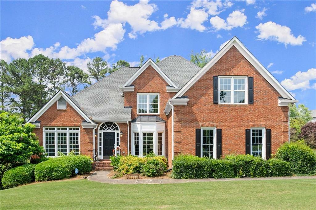 Property Photo: 13090 Magnolia Crescent Drive GA 30075