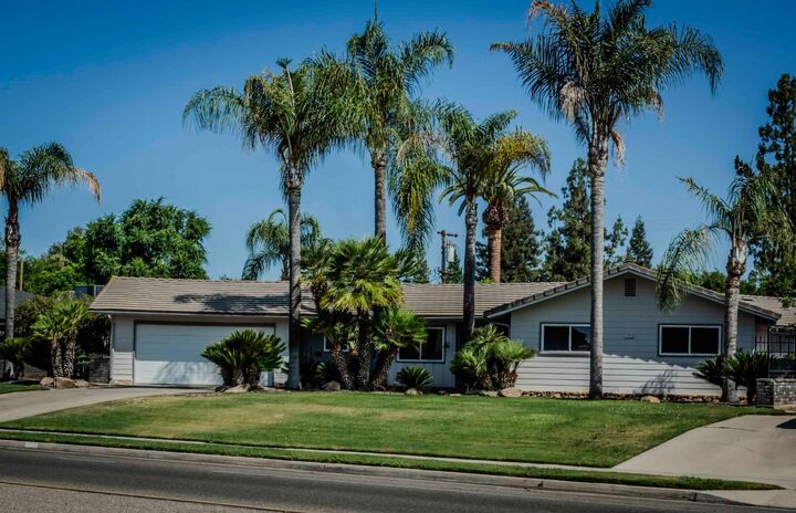 1720 W Barstow Avenue  Fresno CA 93711 photo