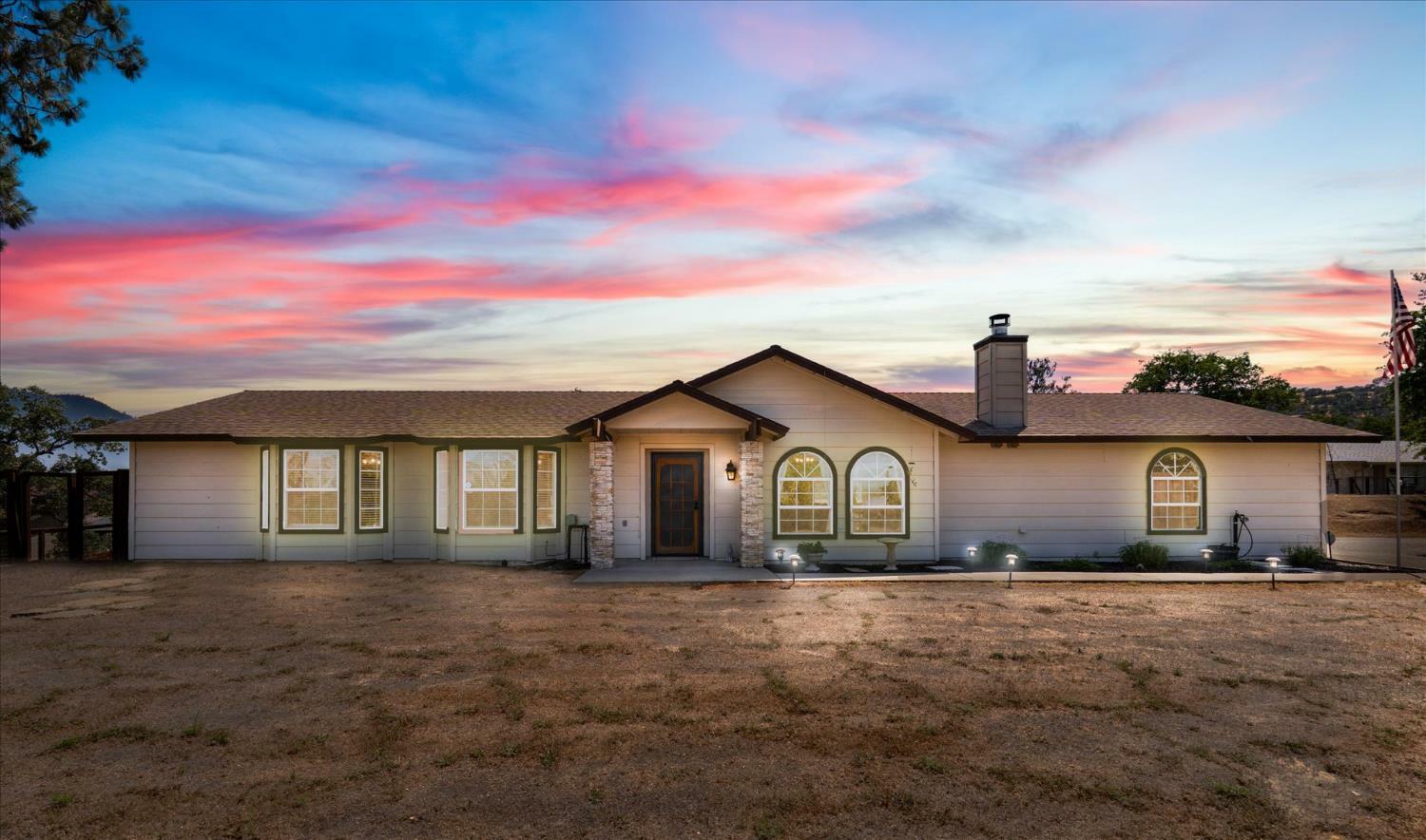 Property Photo: 30015 Stetson Drive CA 93614