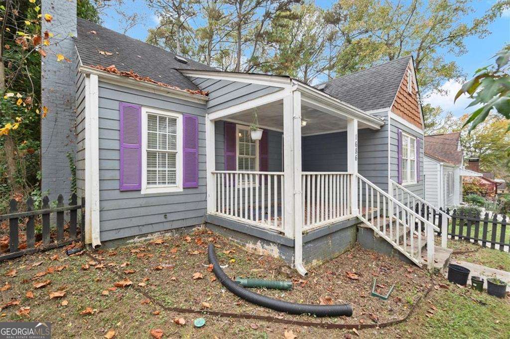 Property Photo: 1686 Alvarado Terrace SW GA 30310