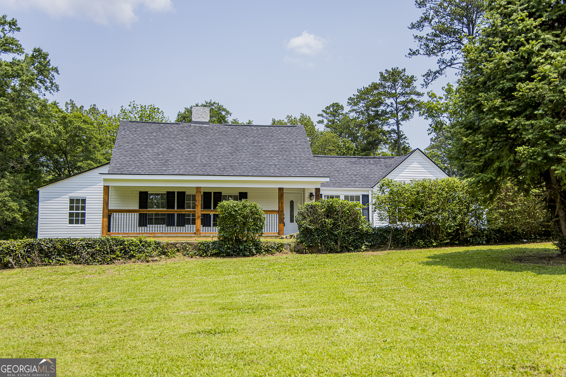 Property Photo: 300 Charlton Street NW GA 30165