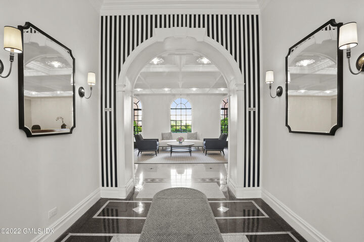 Property Photo: 40 W Elm Street 5C CT 06830