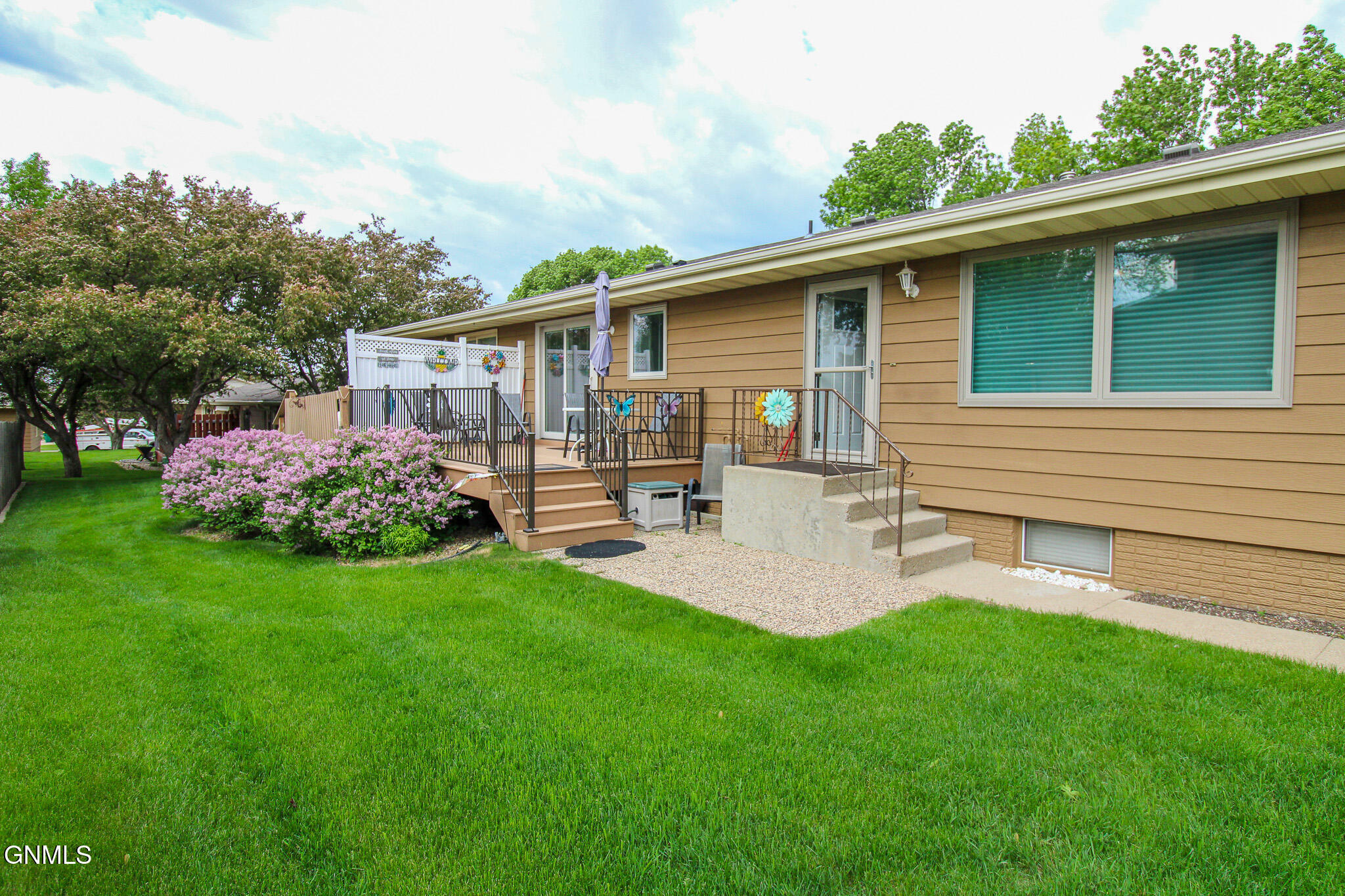 Property Photo:  101 Estevan Drive  ND 58503 