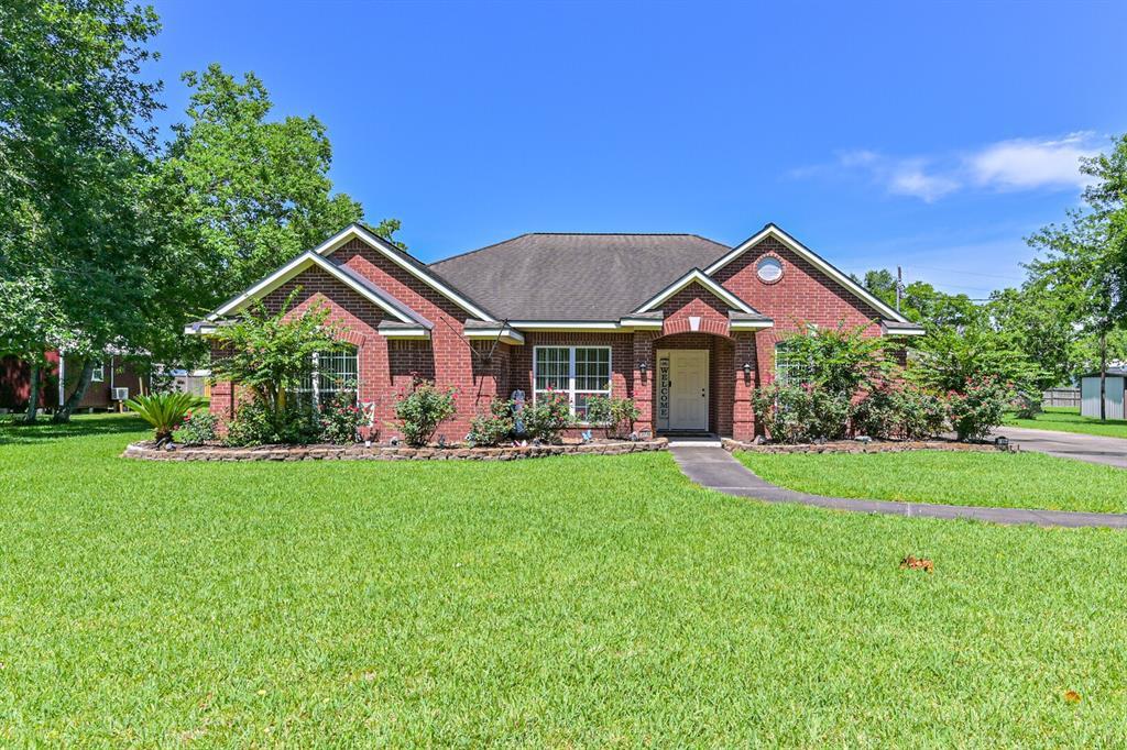 Property Photo: 3710 Bluebird Way TX 77584