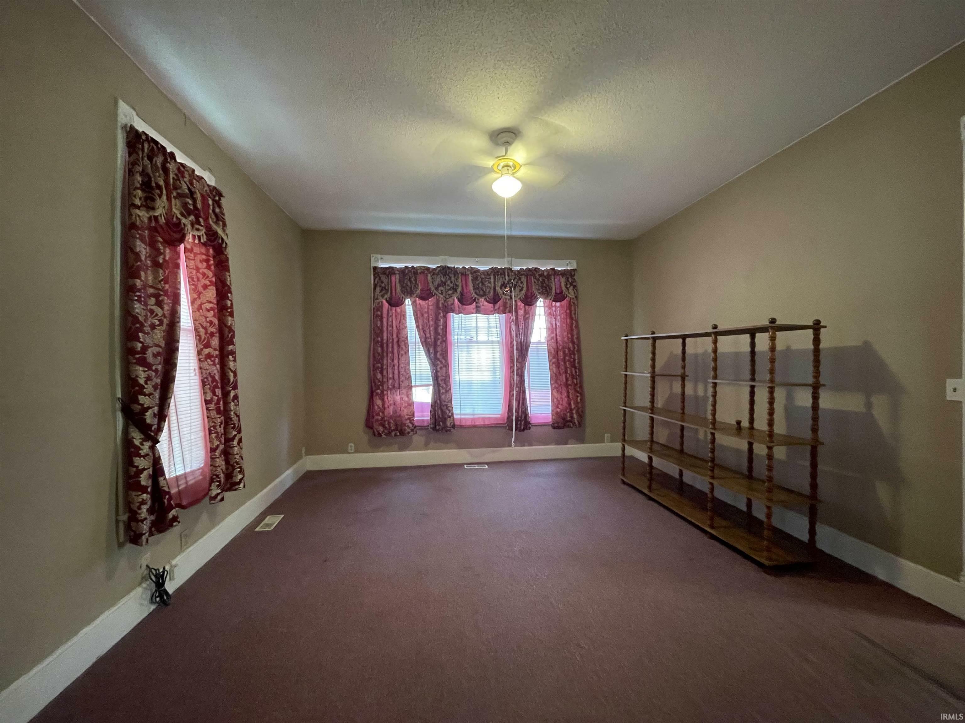 Property Photo: 607 N 10th Street IN 47591