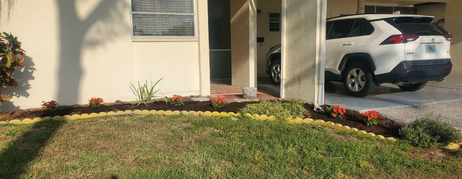 Property Photo: 6201 Green View Drive 130 FL 34231
