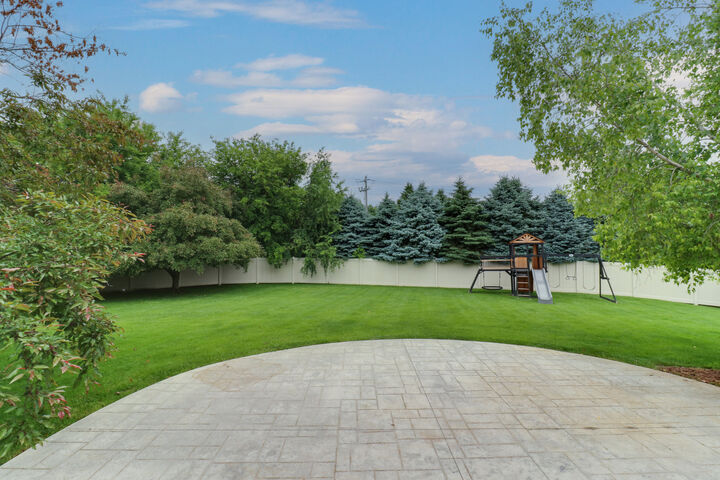 Property Photo: 69 Brookstone Circle IL 61704