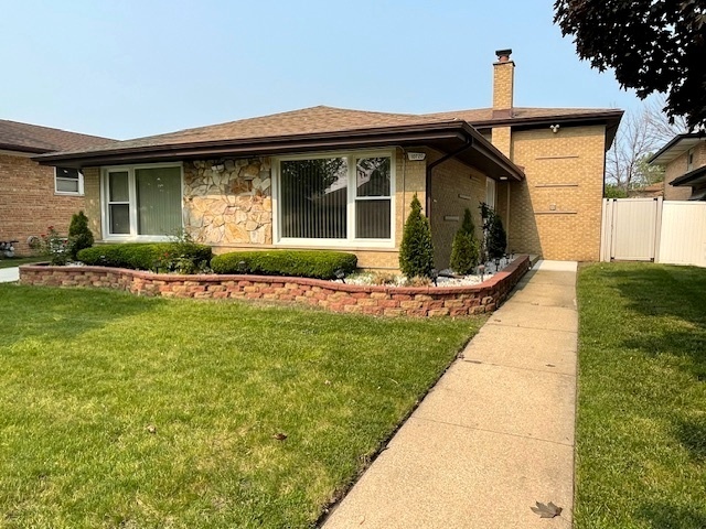 10720 Lamon Avenue  Oak Lawn IL 60453 photo