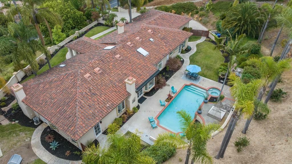 Property Photo: 18150 Via Ascenso CA 92067