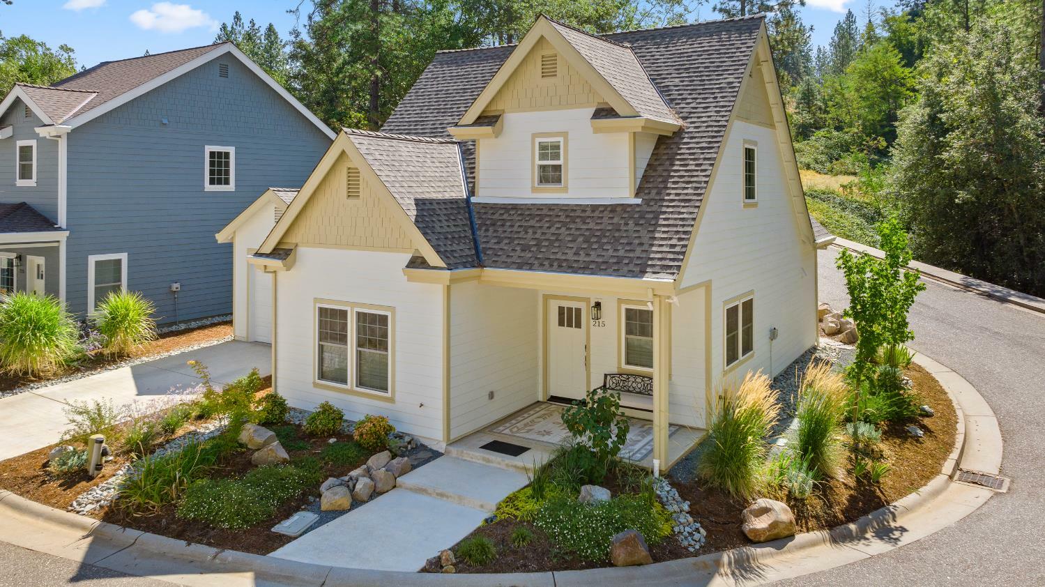 Property Photo:  215 Pello Lane  CA 95959 