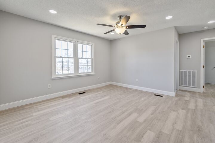 Property Photo: 309 Indian Mound Rd TN 37355