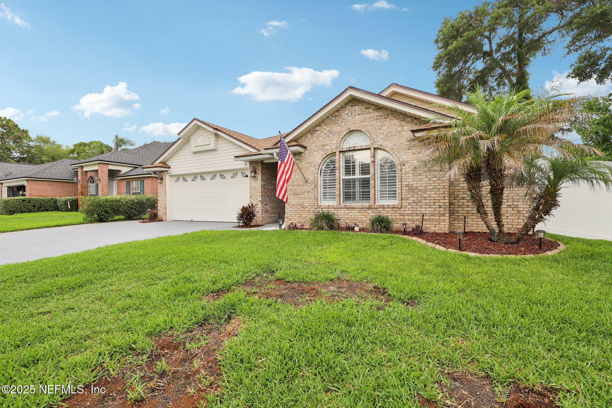 Property Photo: 12357 Winterpine Court FL 32225
