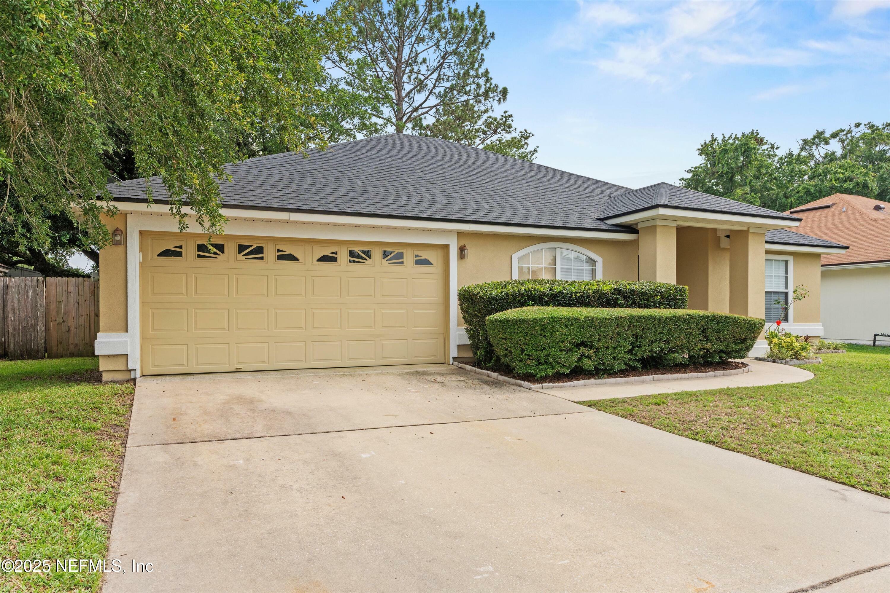 Property Photo: 6276 Plantation Bay Drive N FL 32244