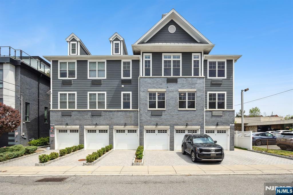 Property Photo: 17 Cumbermeade Road 202 NJ 07024