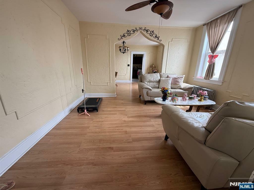 Property Photo:  208 Farnham Avenue 2R  NJ 07644 