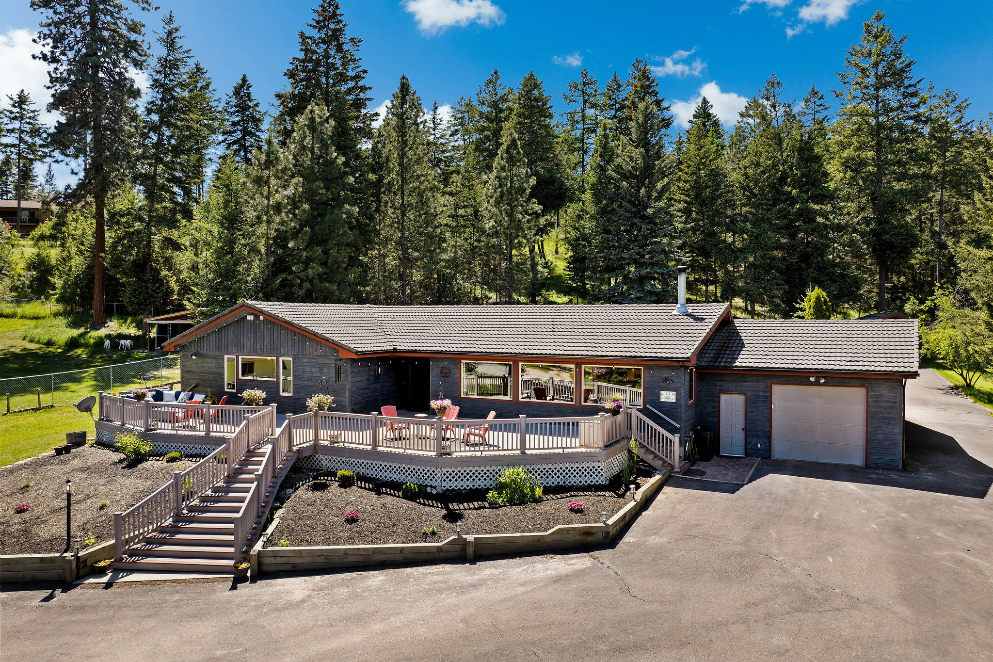 Property Photo: 212 Sunrise Lane MT 59922