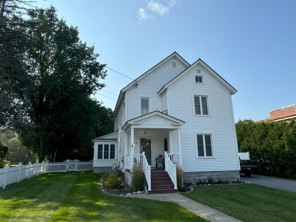 Property Photo:  77 Barnes Street  VT 05777 