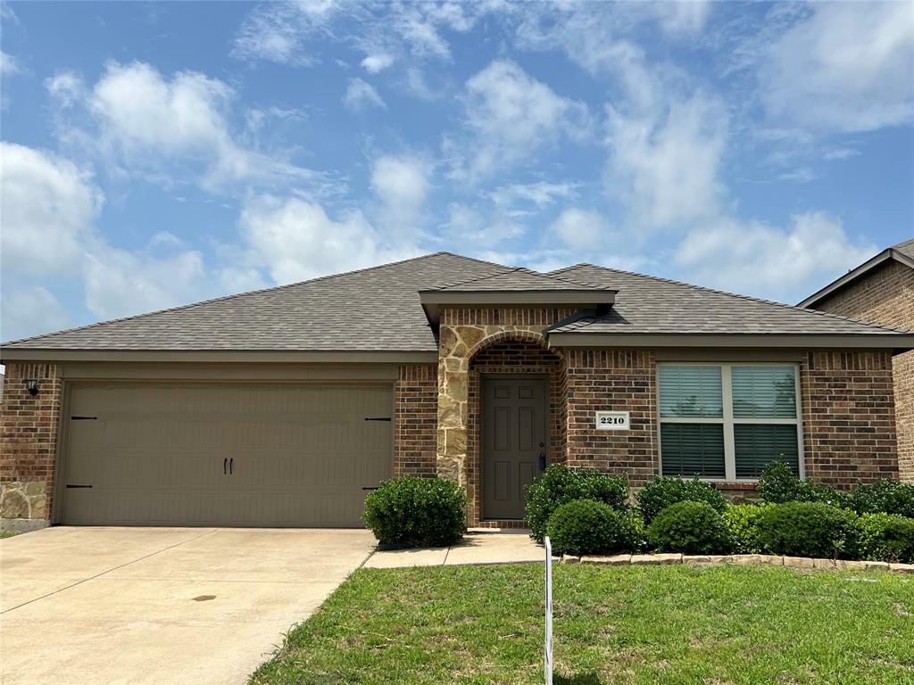 Property Photo:  2210 Tombstone Drive  TX 75126 