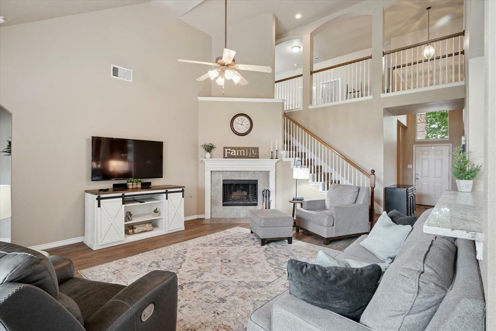 Property Photo: 5008 Coral Creek Drive TX 76135