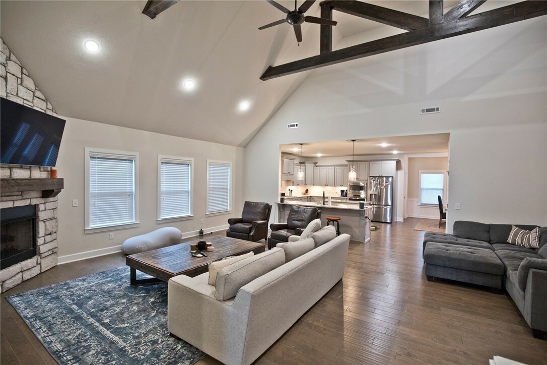 Property Photo: 4104 SW Wheatgrass Boulevard AR 72713