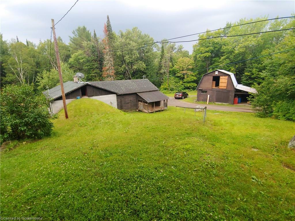 Photo de la propriété: 429-439 Lynx Lake Road ON P1H 2J3