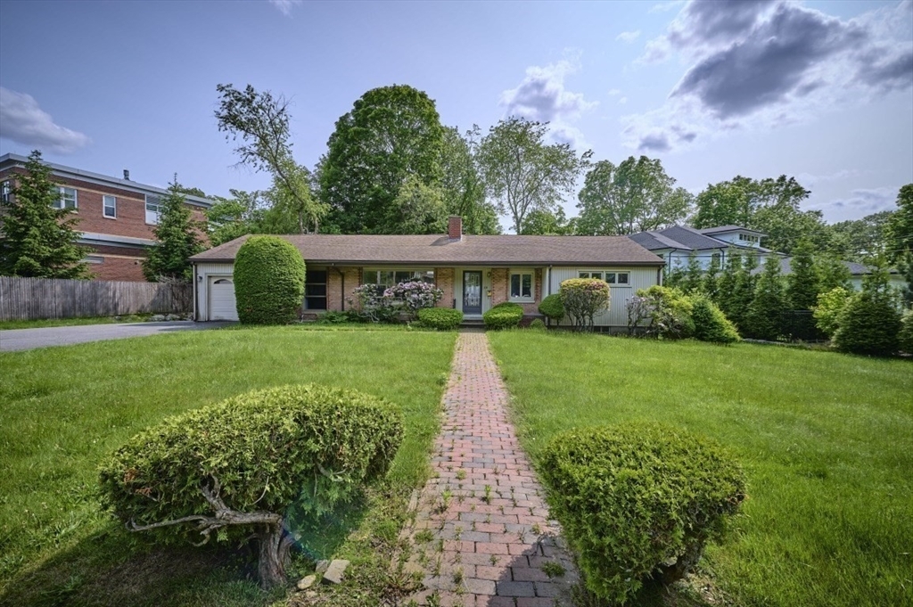 Property Photo: 10 Nahanton St MA 02459