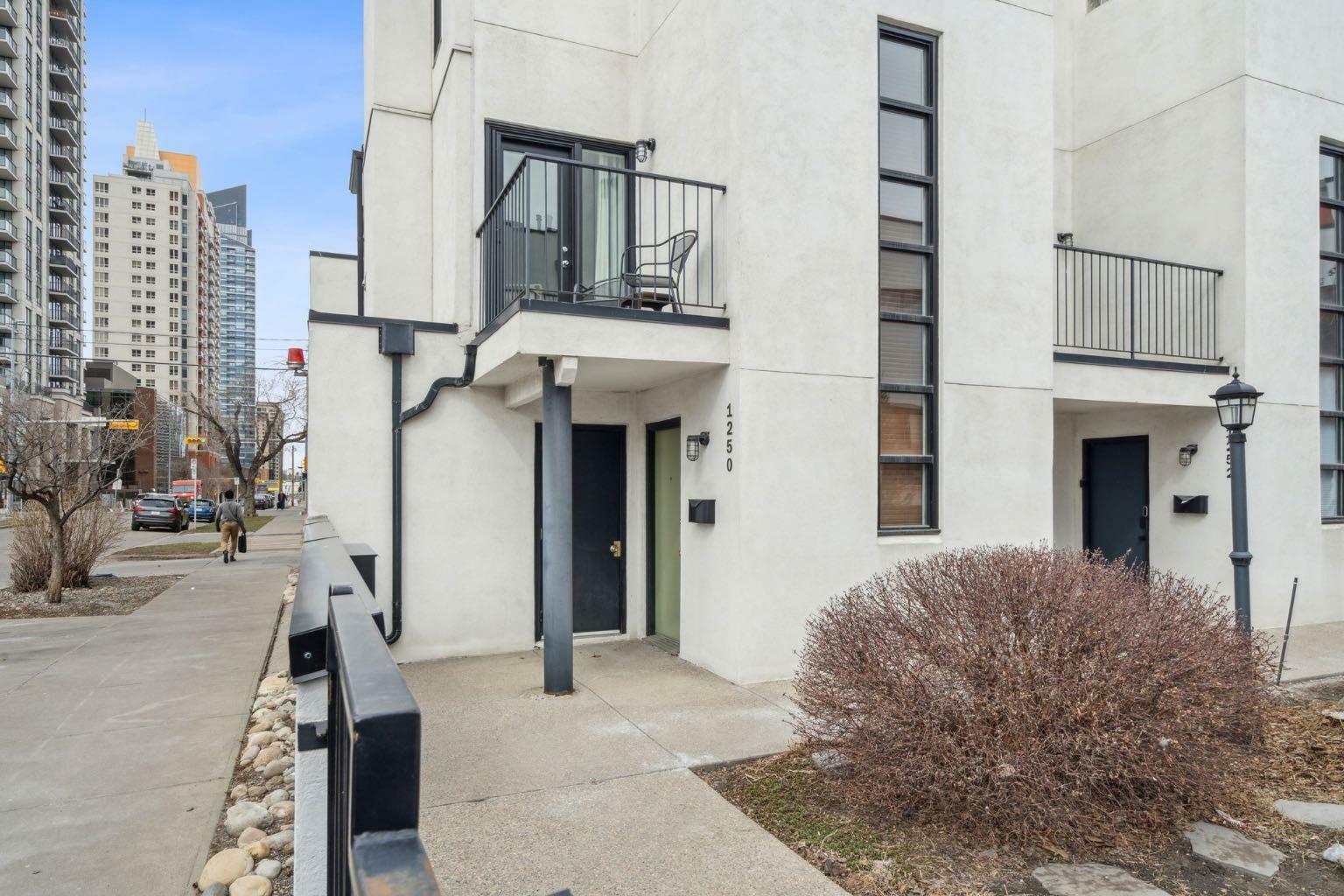 Property Photo: 1250 10 Street SW AB T2R 1P8