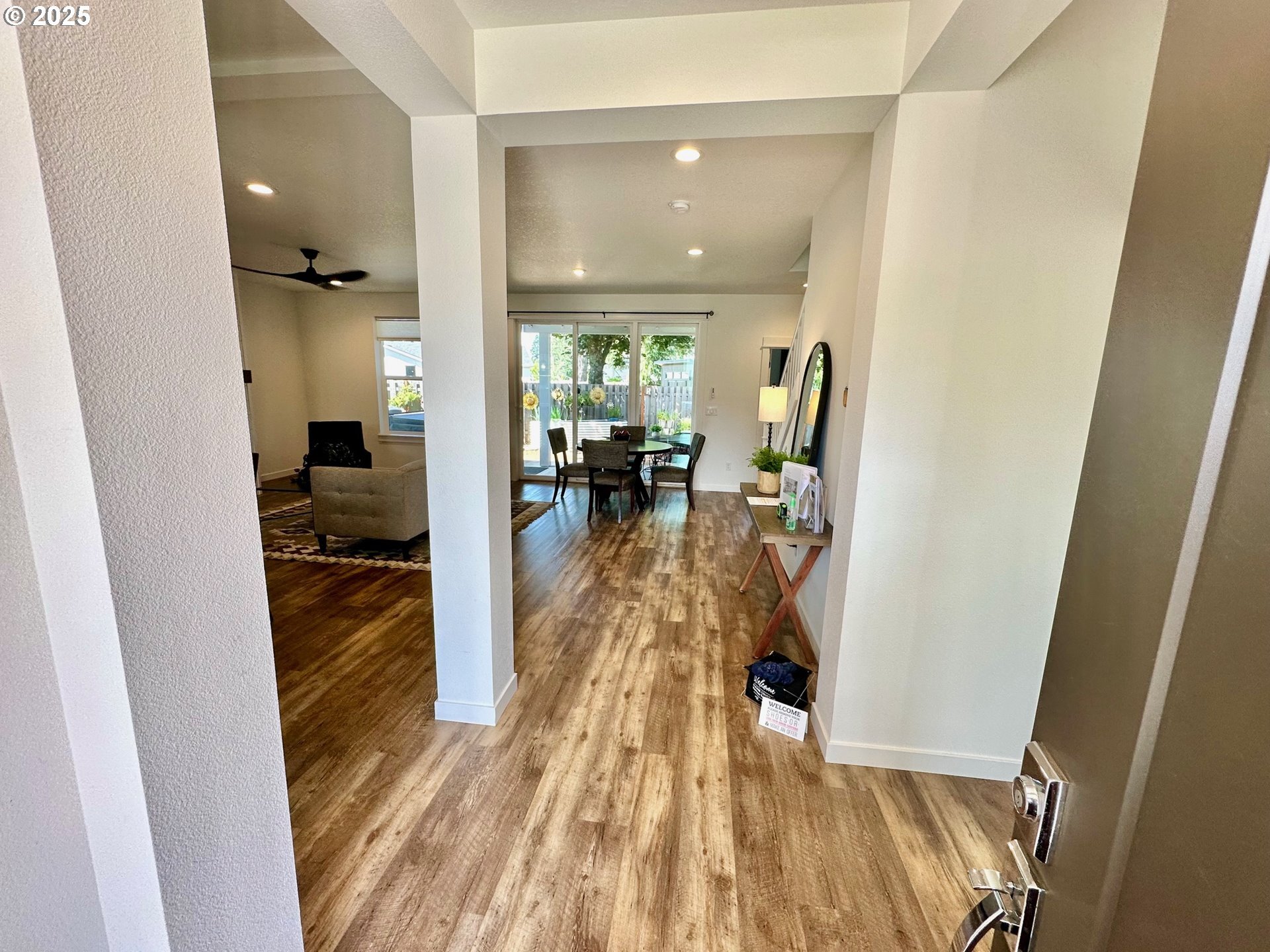 Property Photo: 1046 SE Olive Way OR 97023