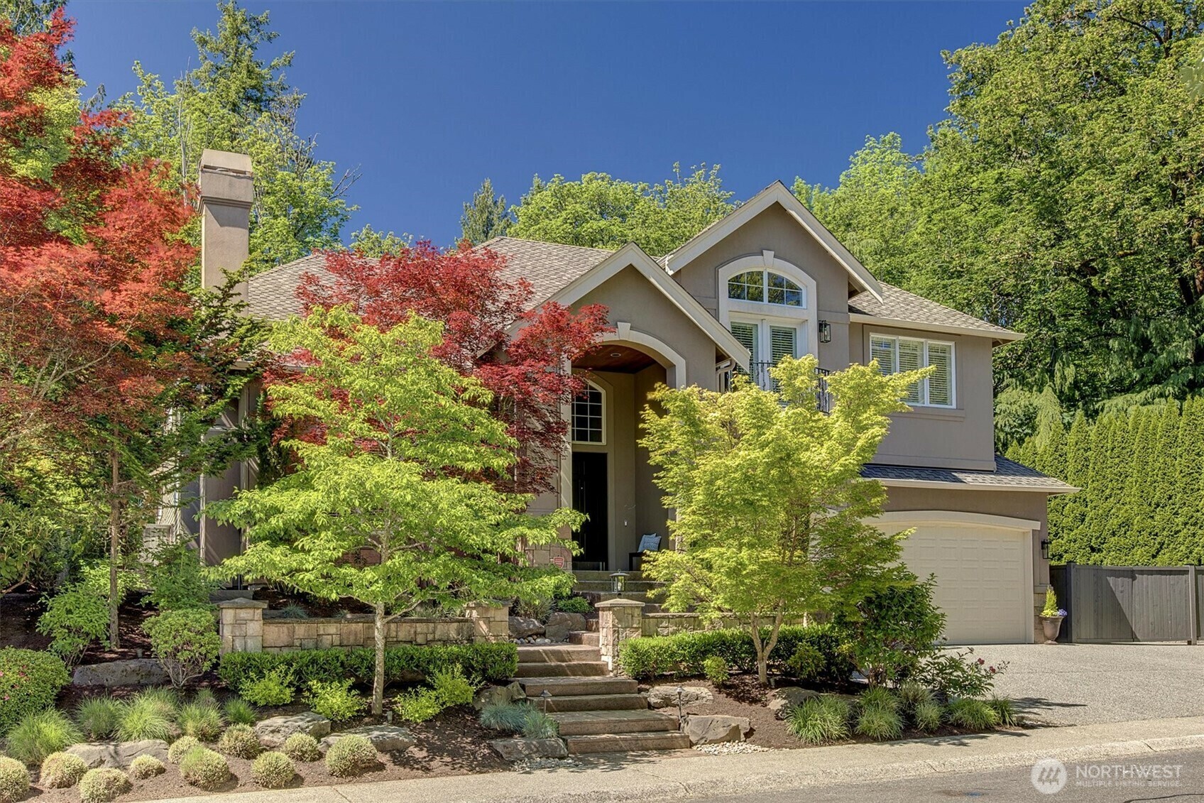 Property Photo: 14048 SE 92nd Street WA 98059