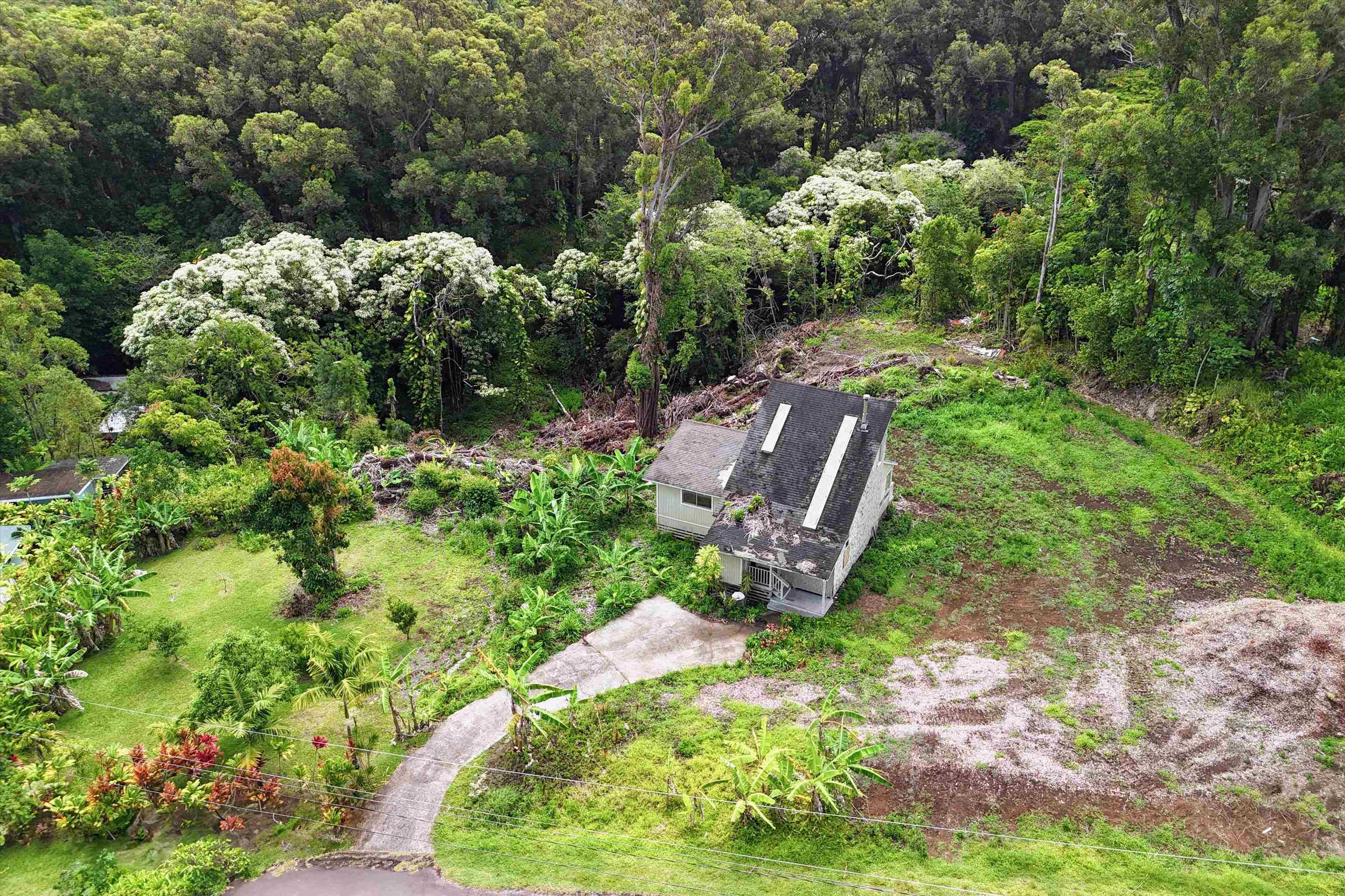 Property Photo:  70 N Lanikai Pl  HI 96708 