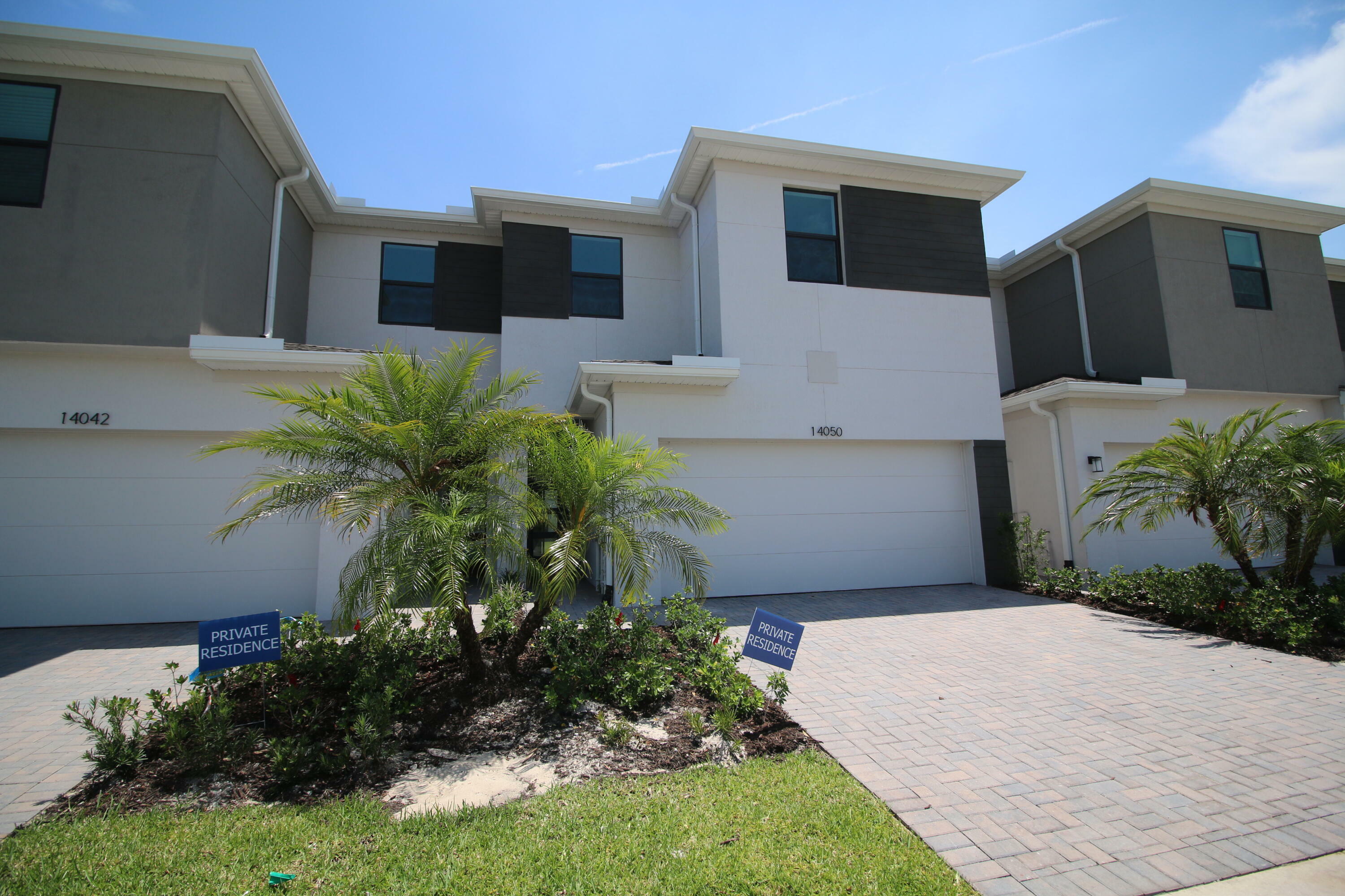 Property Photo: 14050 SW Thorens Drive FL 34987