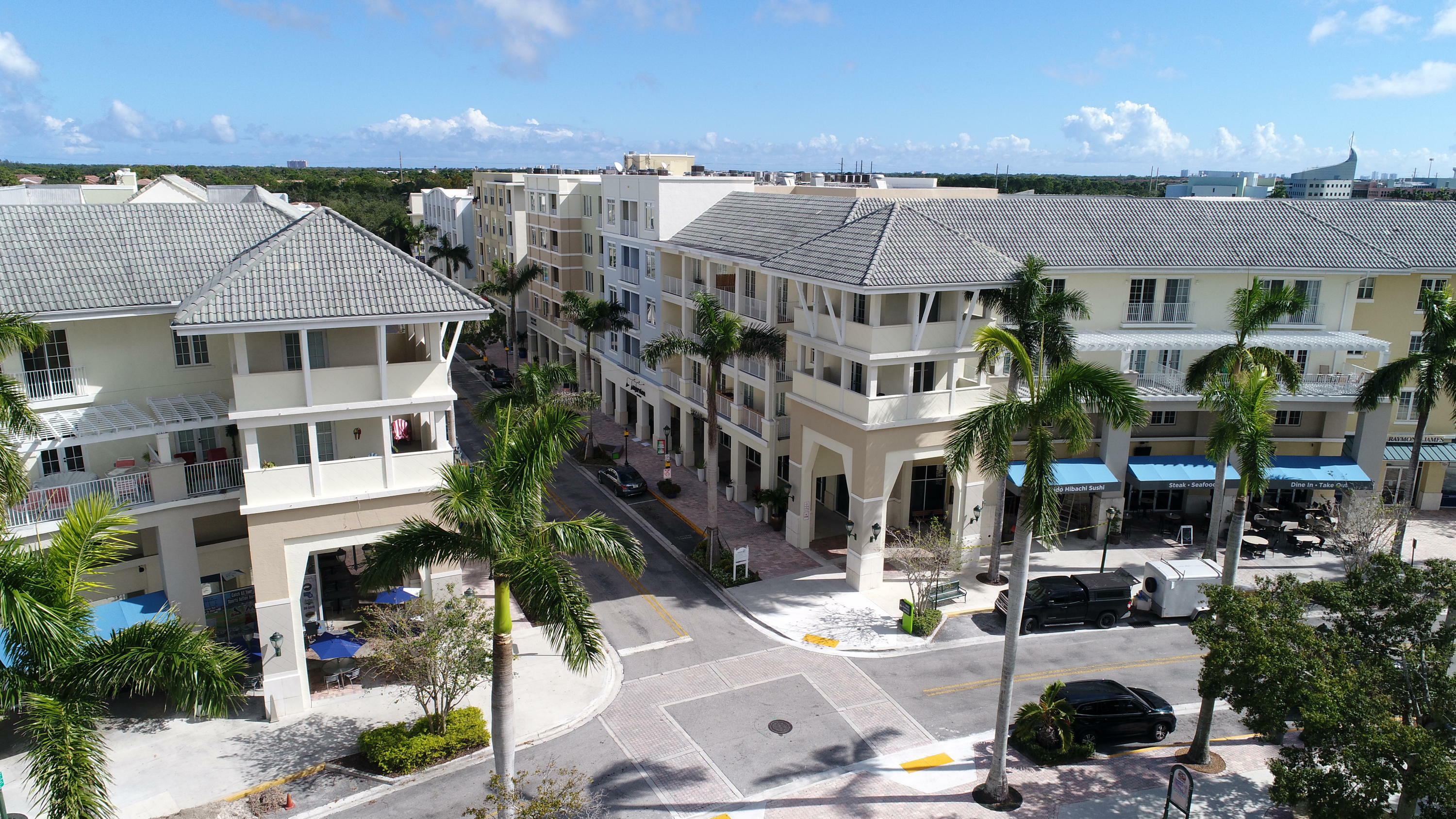 Property Photo: 1200 Town Center 511 Drive 511 FL 33458