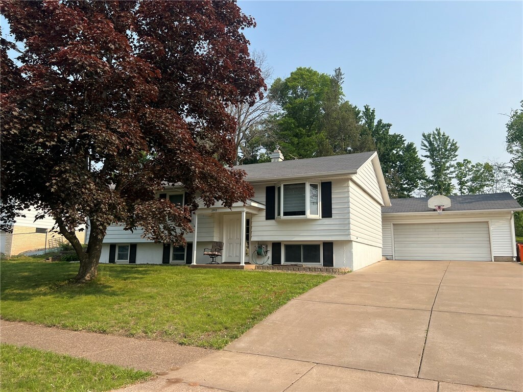 Property Photo: 2912 Solem Lane WI 54703