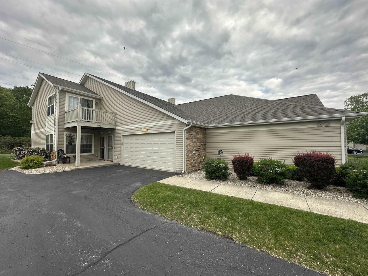 Property Photo: 2541 Edgewood Drive WI 53511