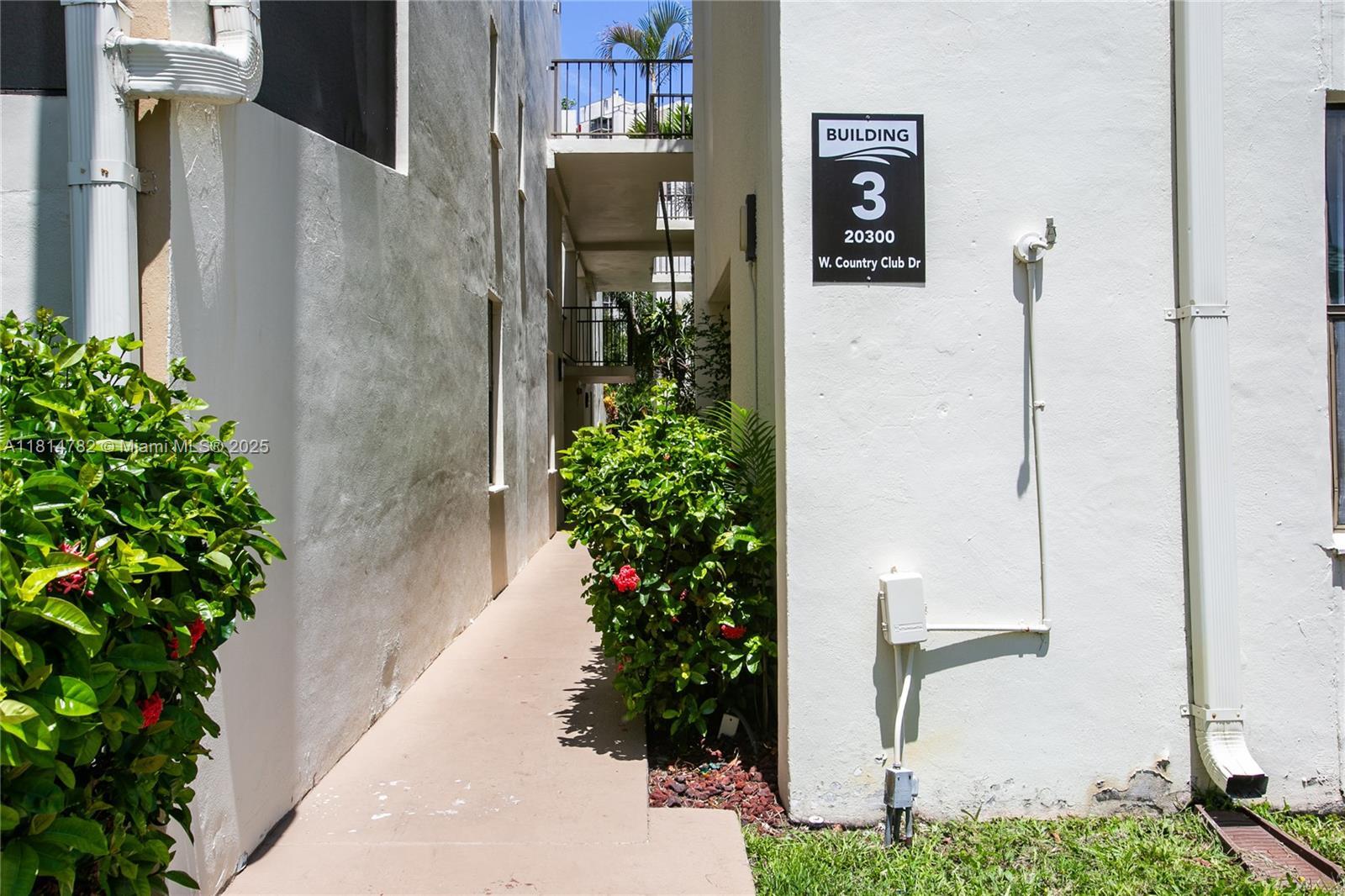 Property Photo: 20300 W Country Club Dr 101-3 FL 33180