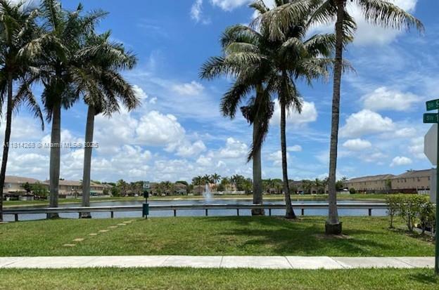 Property Photo: 928 SW 153rd Ct 928 FL 33194