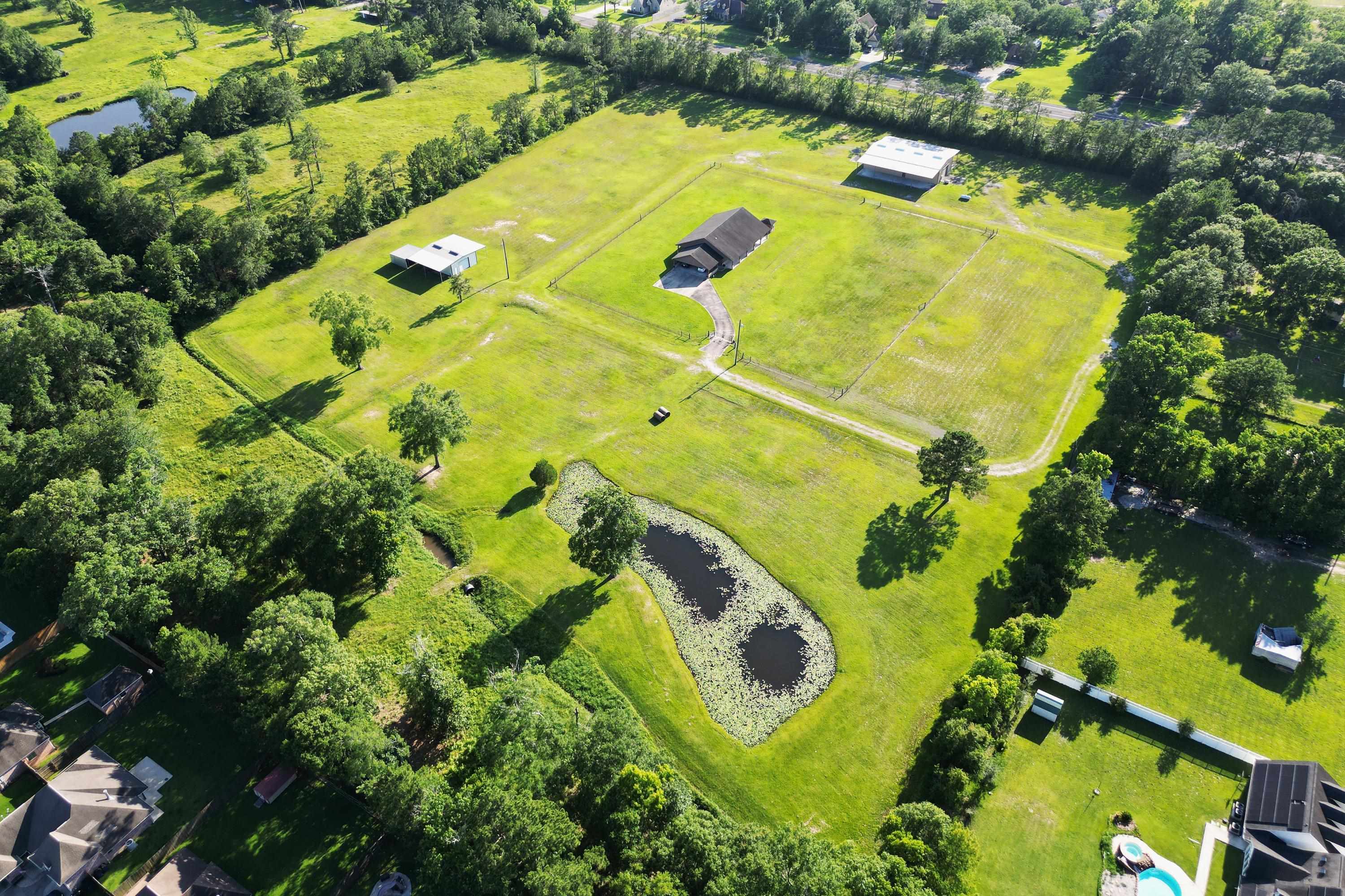 Property Photo: 114 Holmes Rd. TX 77657