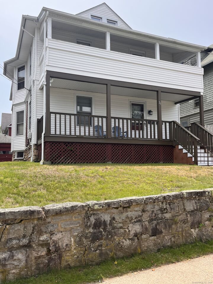 26 Linden Street  New London CT 06320 photo