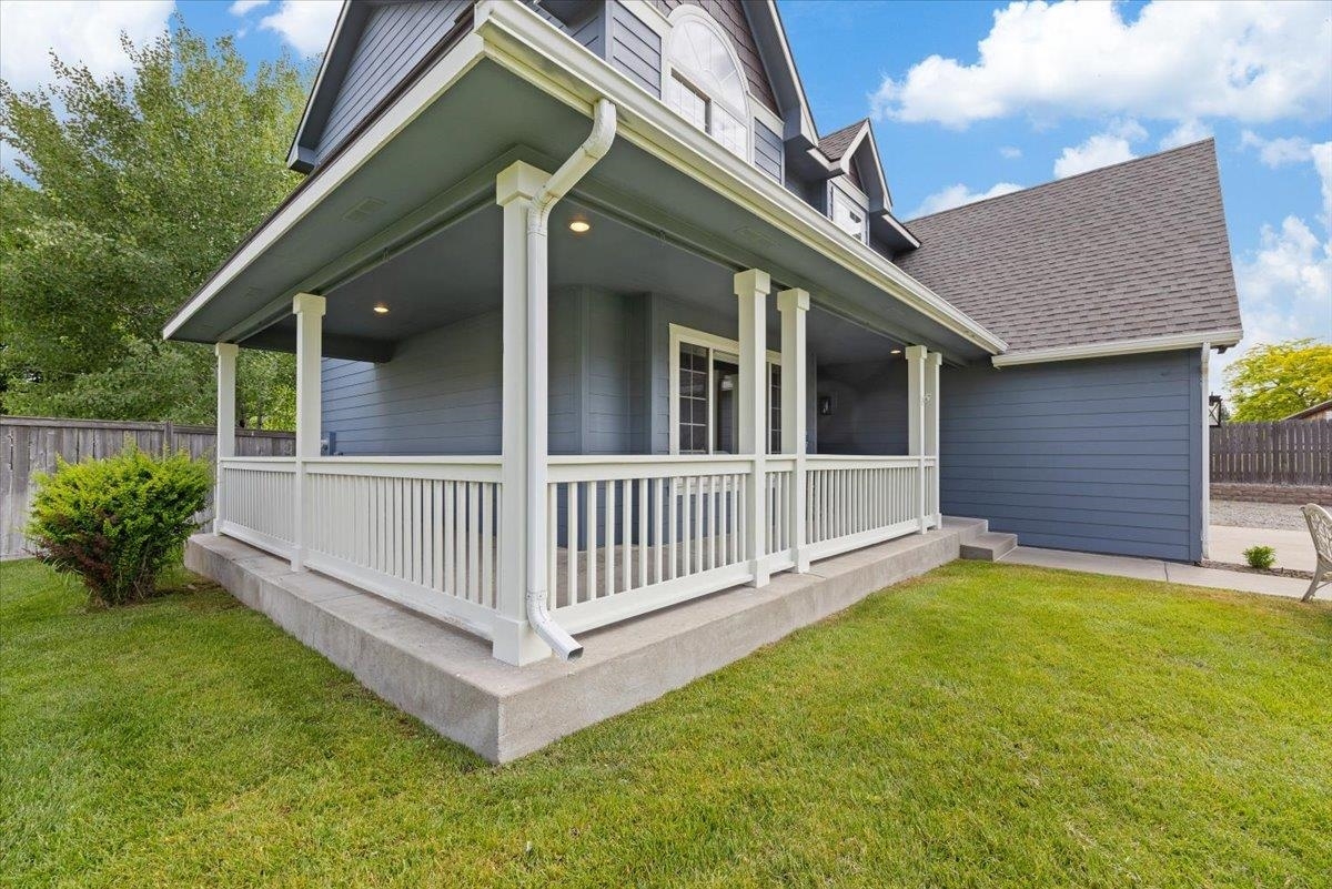 Property Photo: 9911 E Cimmaron Dr WA 99206