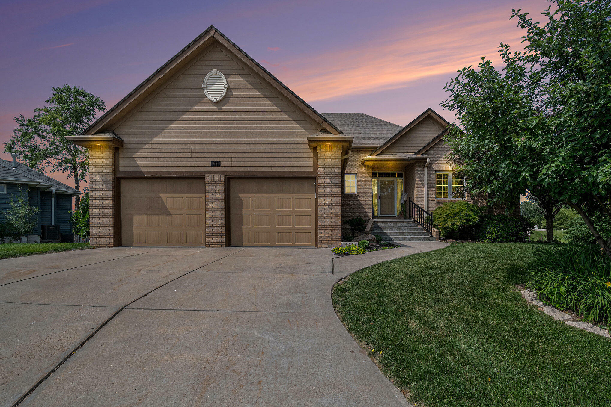 Property Photo: 520 Coronado Circle IA 51510