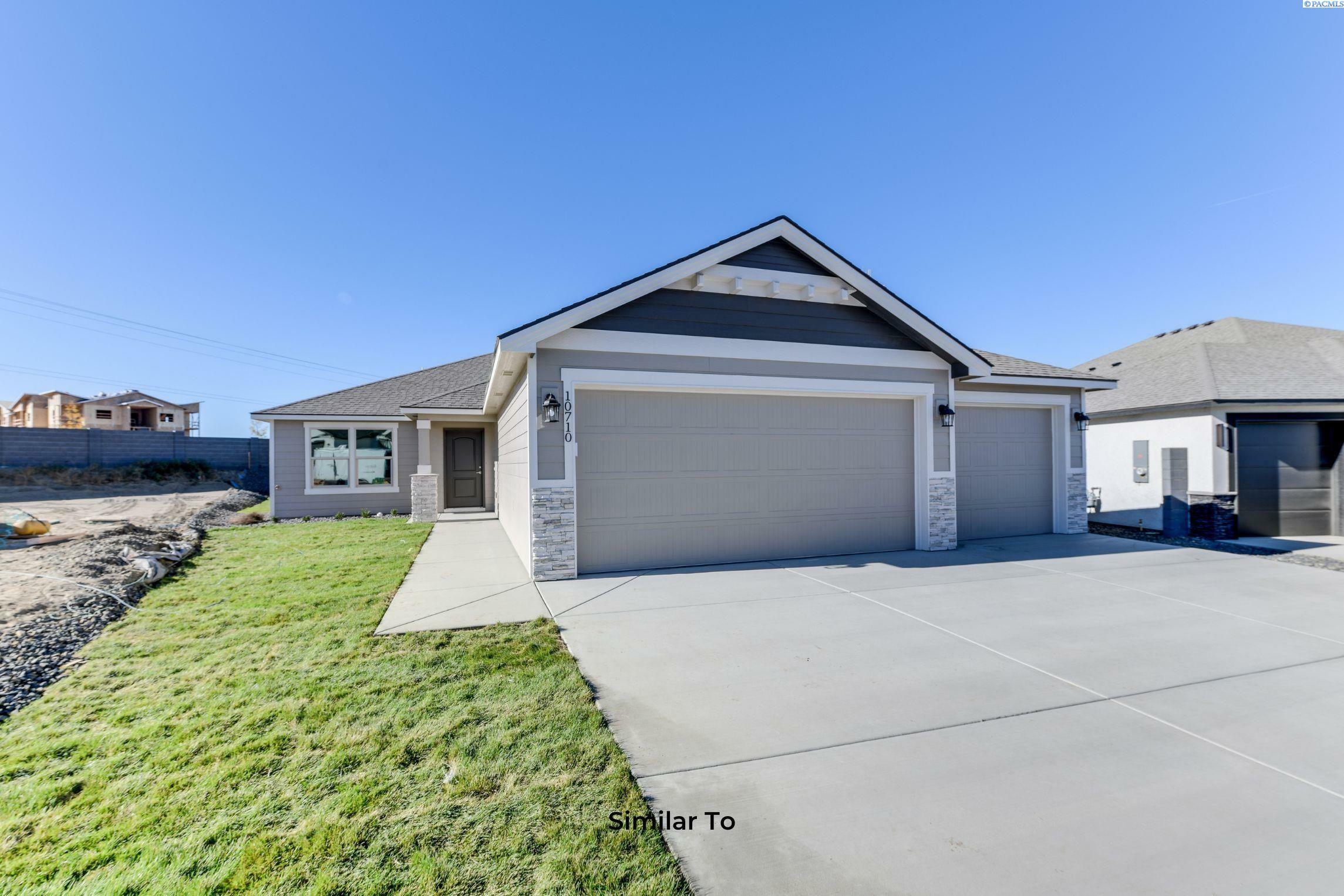 607 Vineyard St  Grandview WA 98930 photo