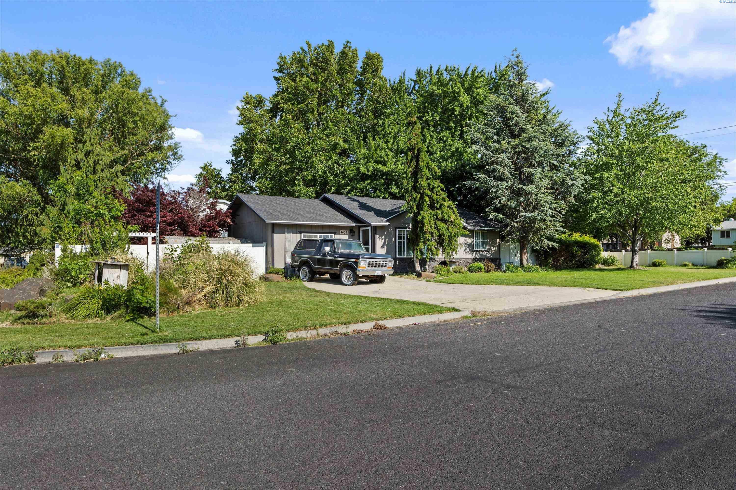 Property Photo: 4403 S Ione St. WA 99337