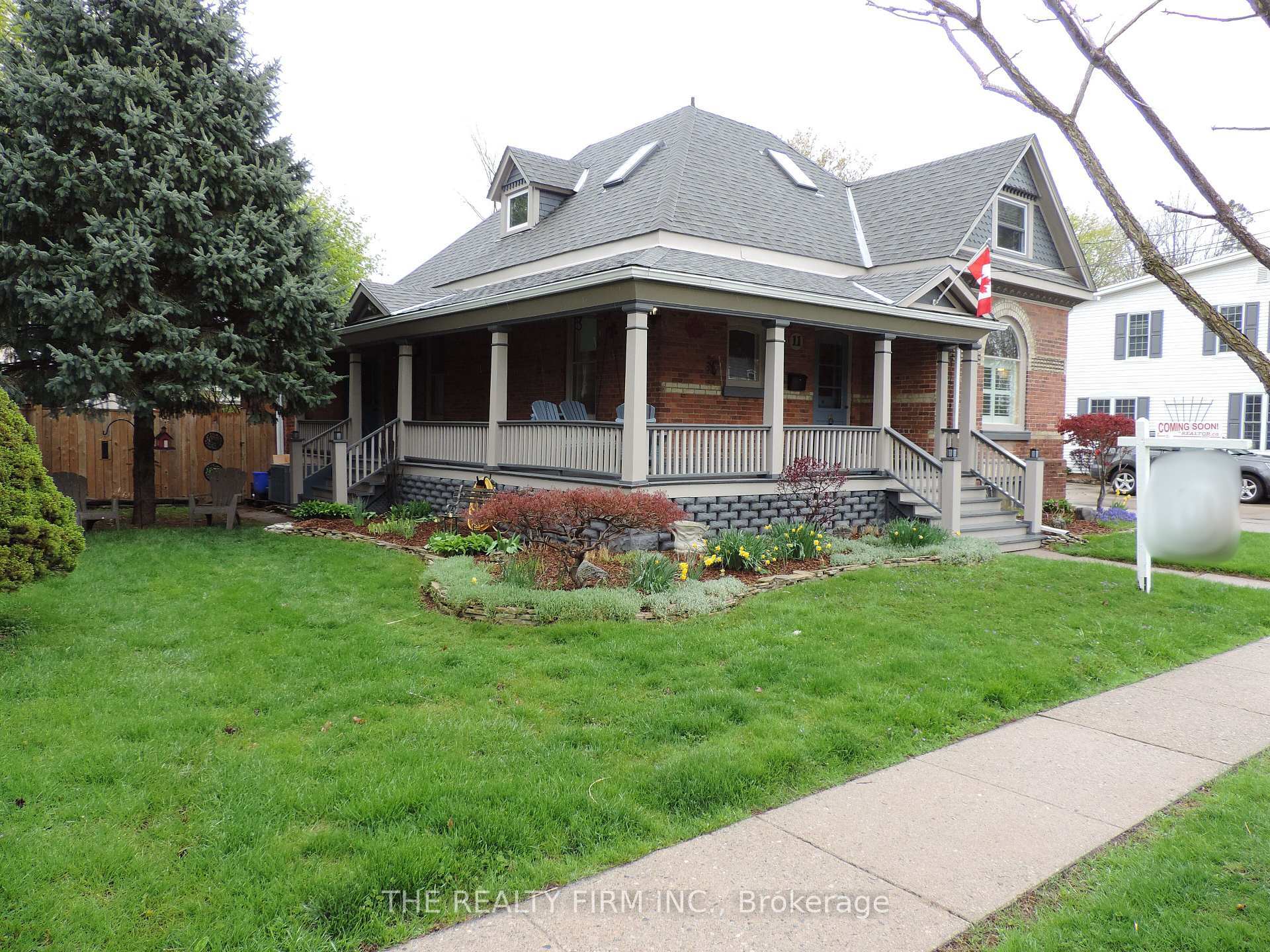 11 South Street E  Aylmer ON N5H 1P5 photo