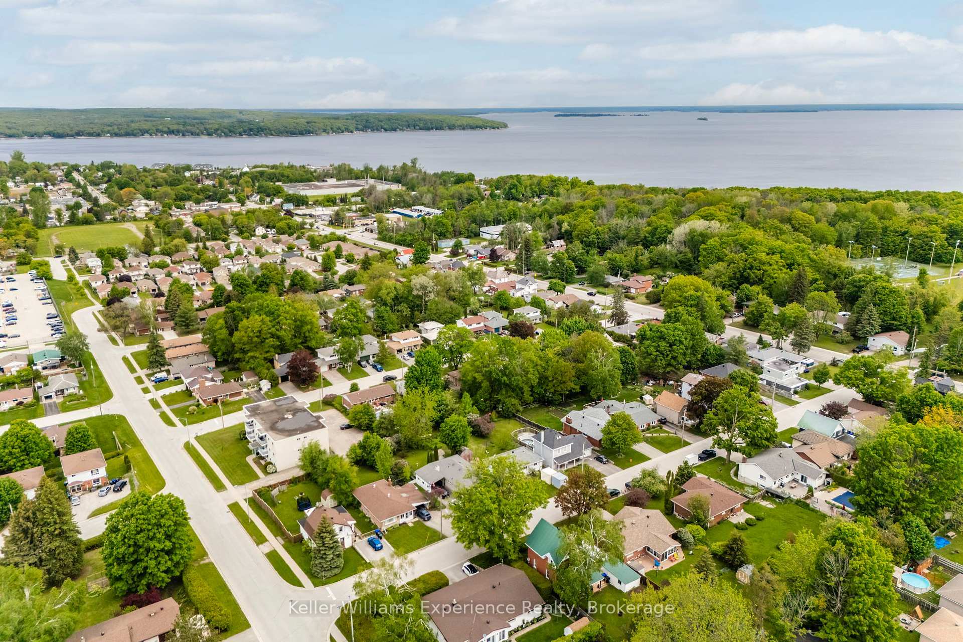 Property Photo: 258 Ruby Street ON L4R 2L4