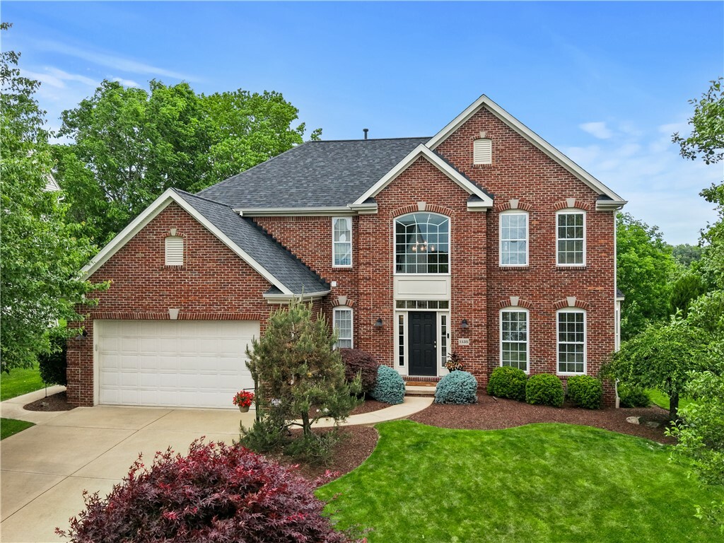 Property Photo: 1135 Balkan Drive PA 15239