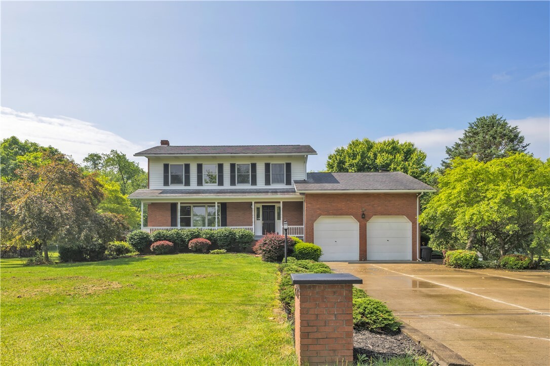 Property Photo: 206 Brook Hollow Rd PA 15666