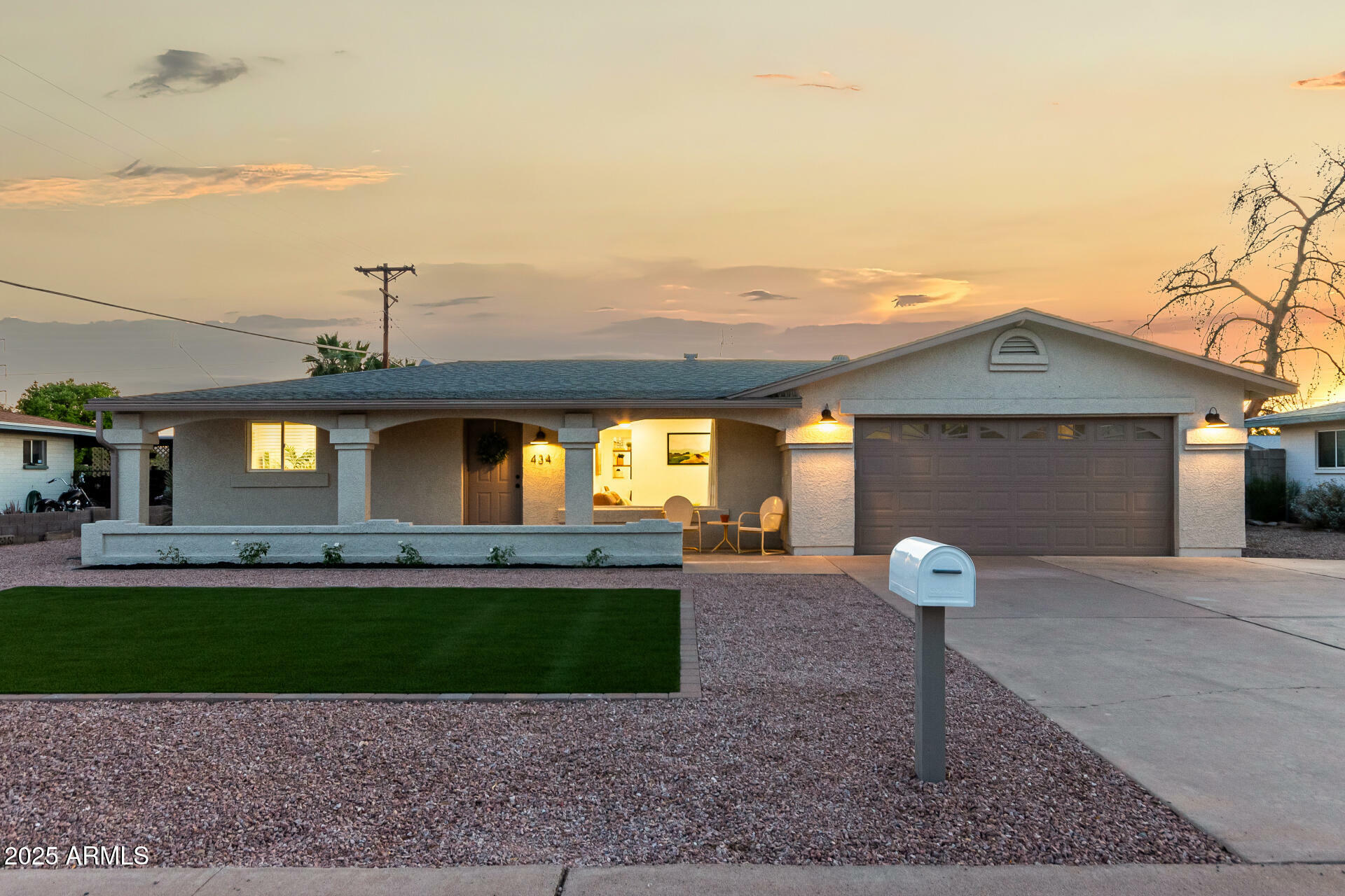 Property Photo: 434 N 56th Street AZ 85205