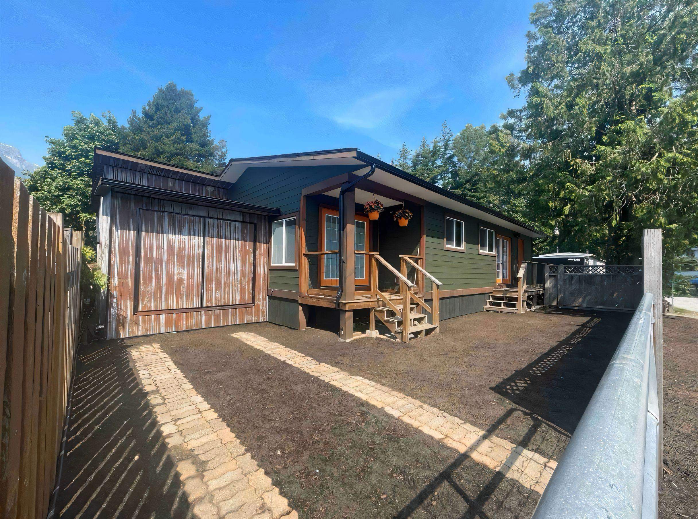 Property Photo: 40157 Government Road 26 BC V8B 0N7